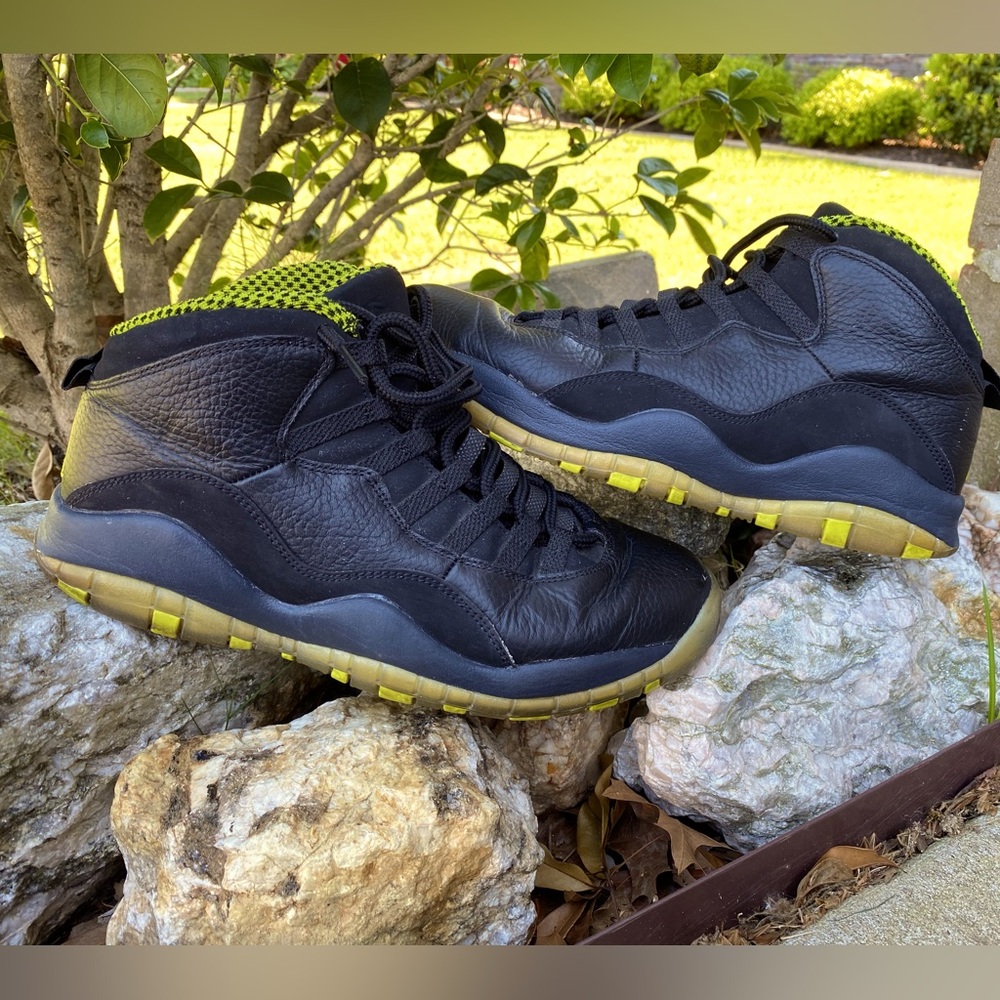 Jordan 10 Retro (Venom Green)